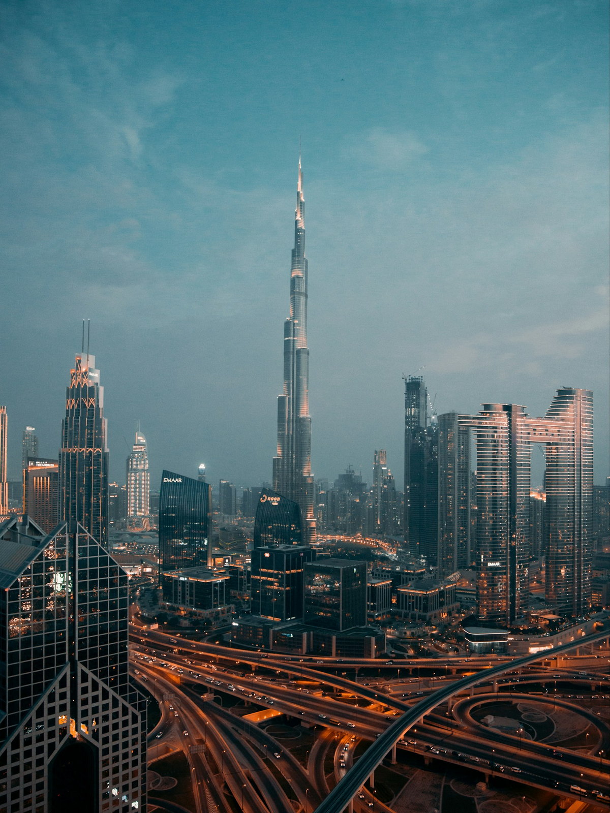 United Arab Emirates eSIM - Photo 1