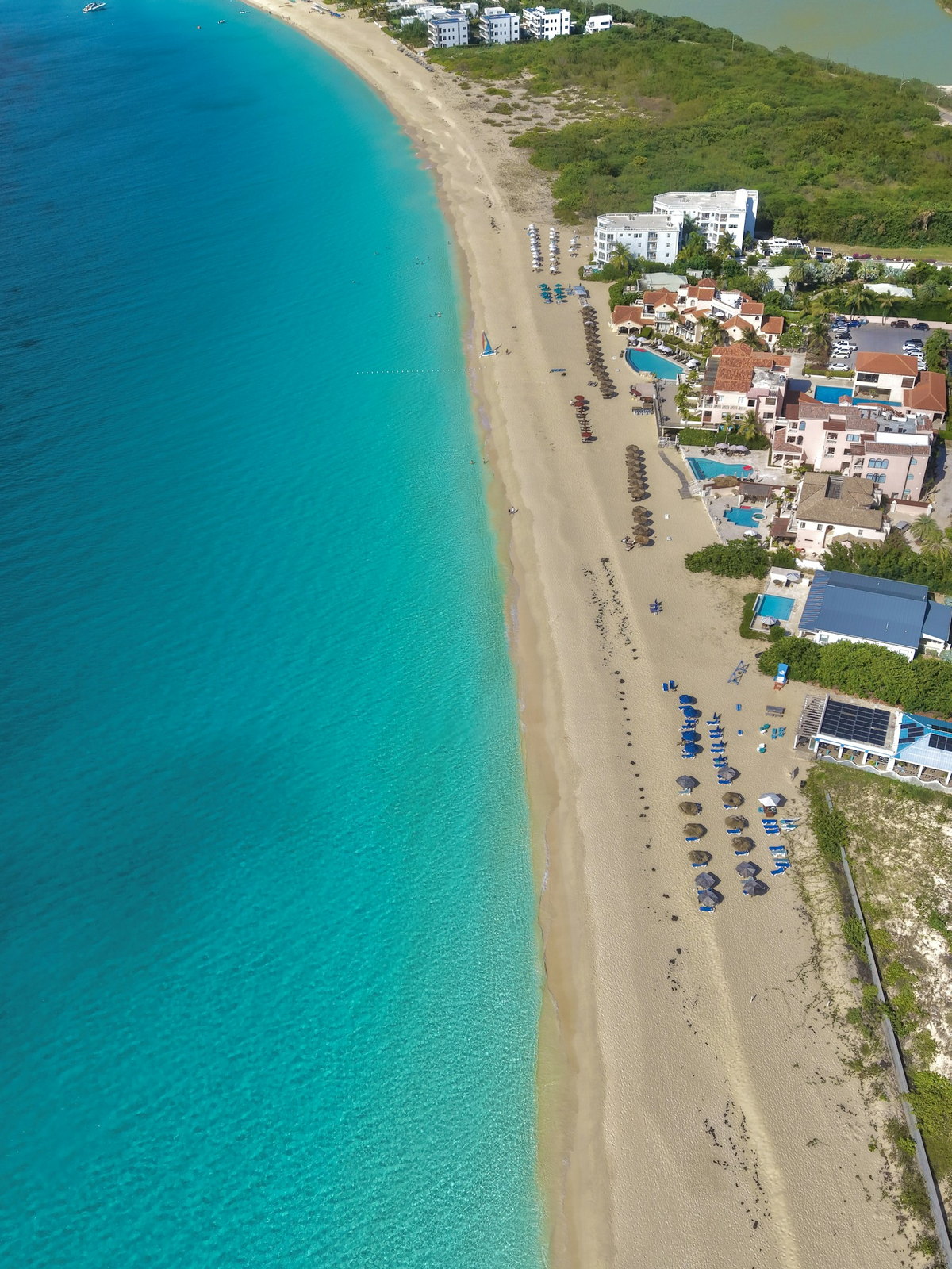 Anguilla eSIM - Photo 2