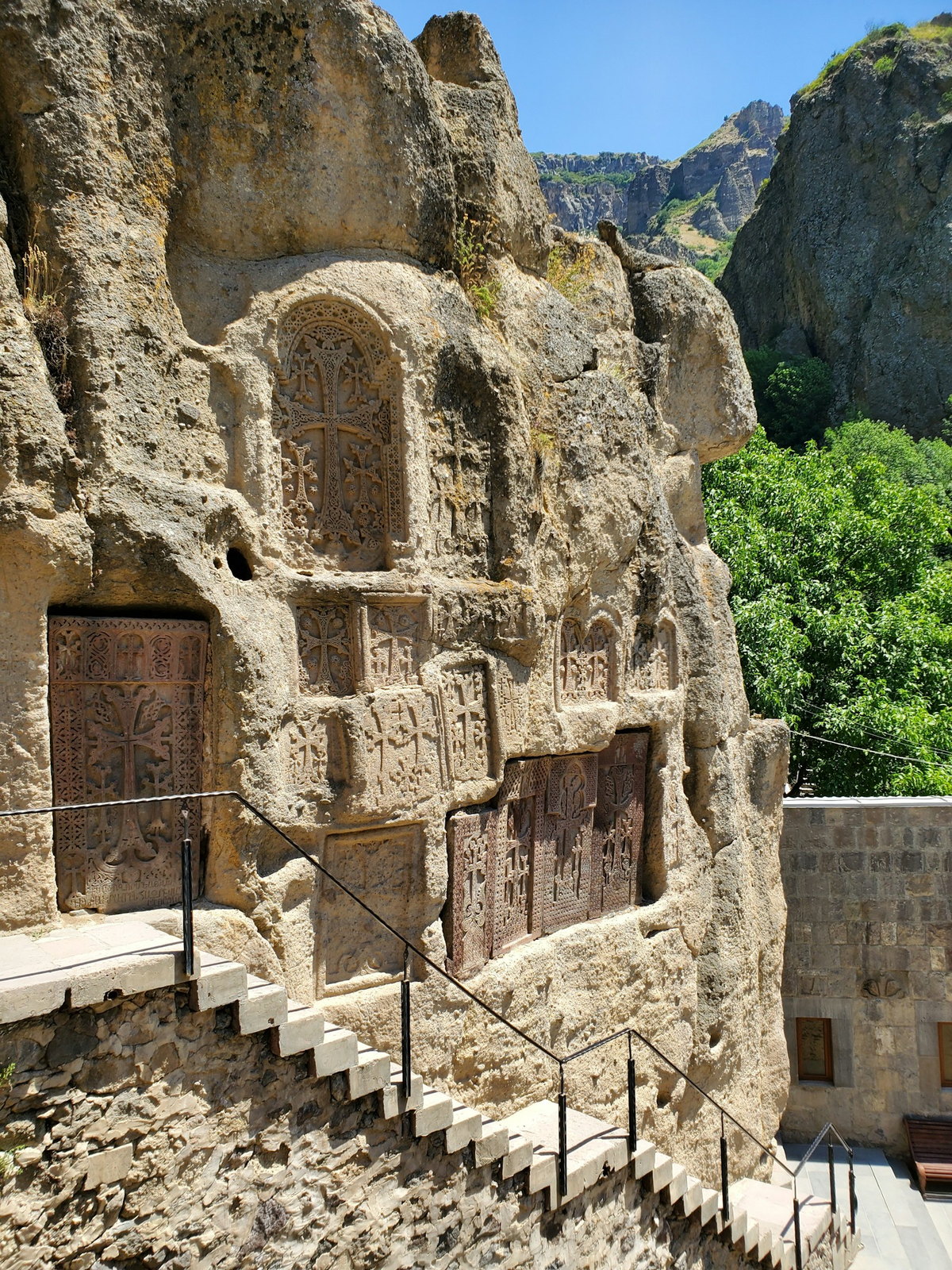 Armenia eSIM - Photo 3