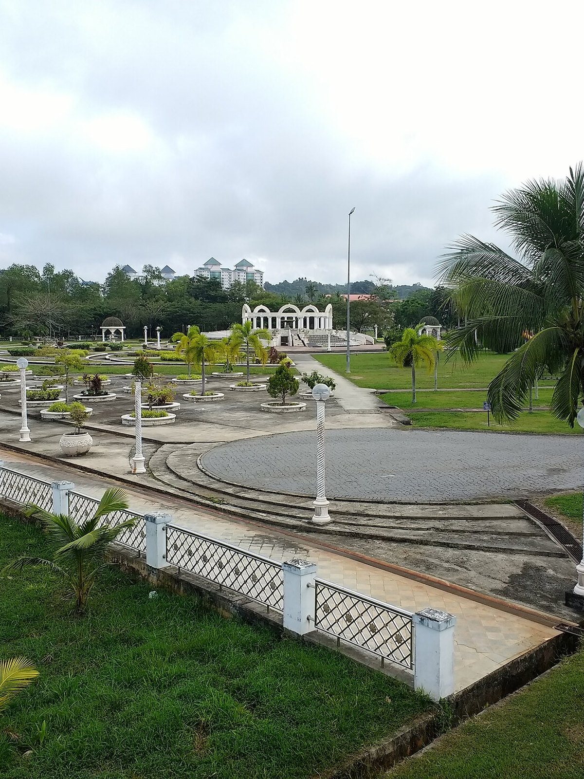 Brunei eSIM - Photo 1