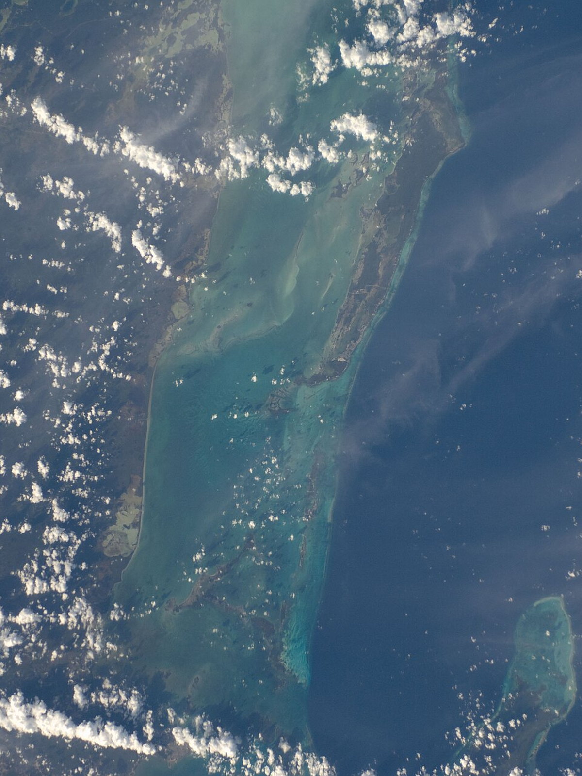 Belize eSIM - Photo 4