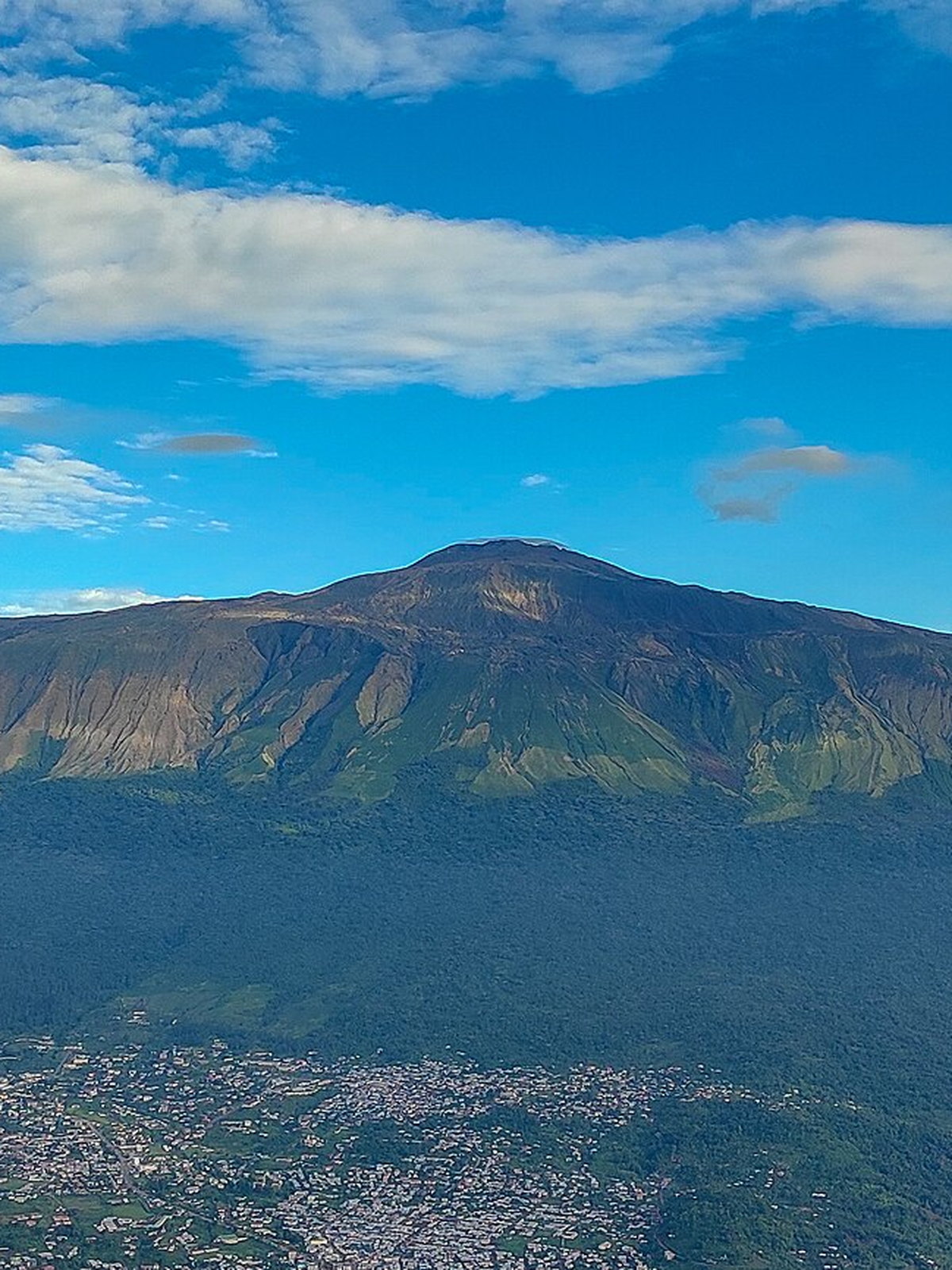 Cameroon eSIM - Photo 1