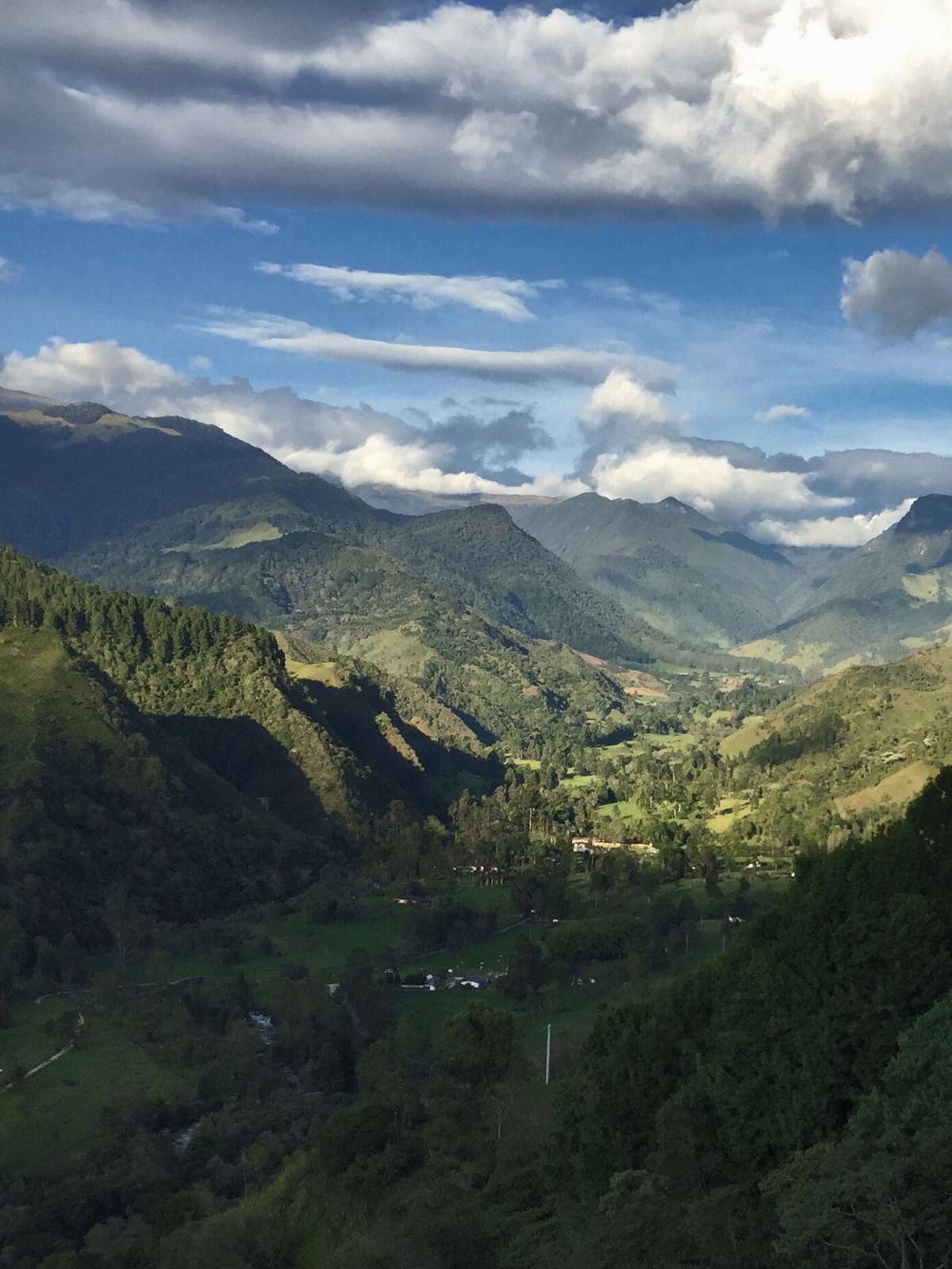 Colombia eSIM - Photo 2
