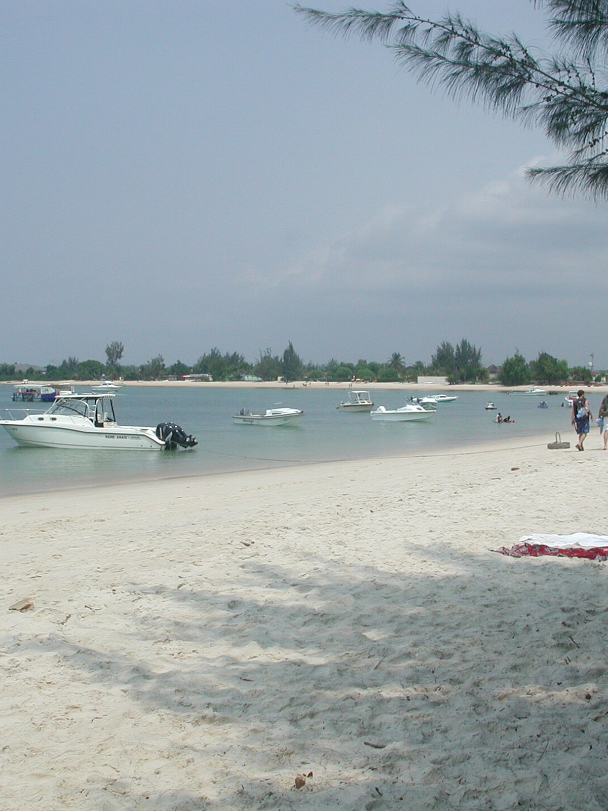 Gabon eSIM - Photo 2