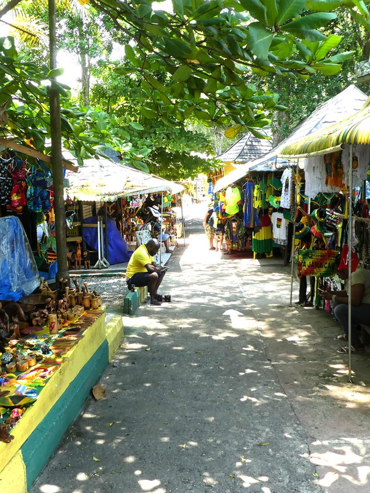 Jamaica eSIM - Photo 1