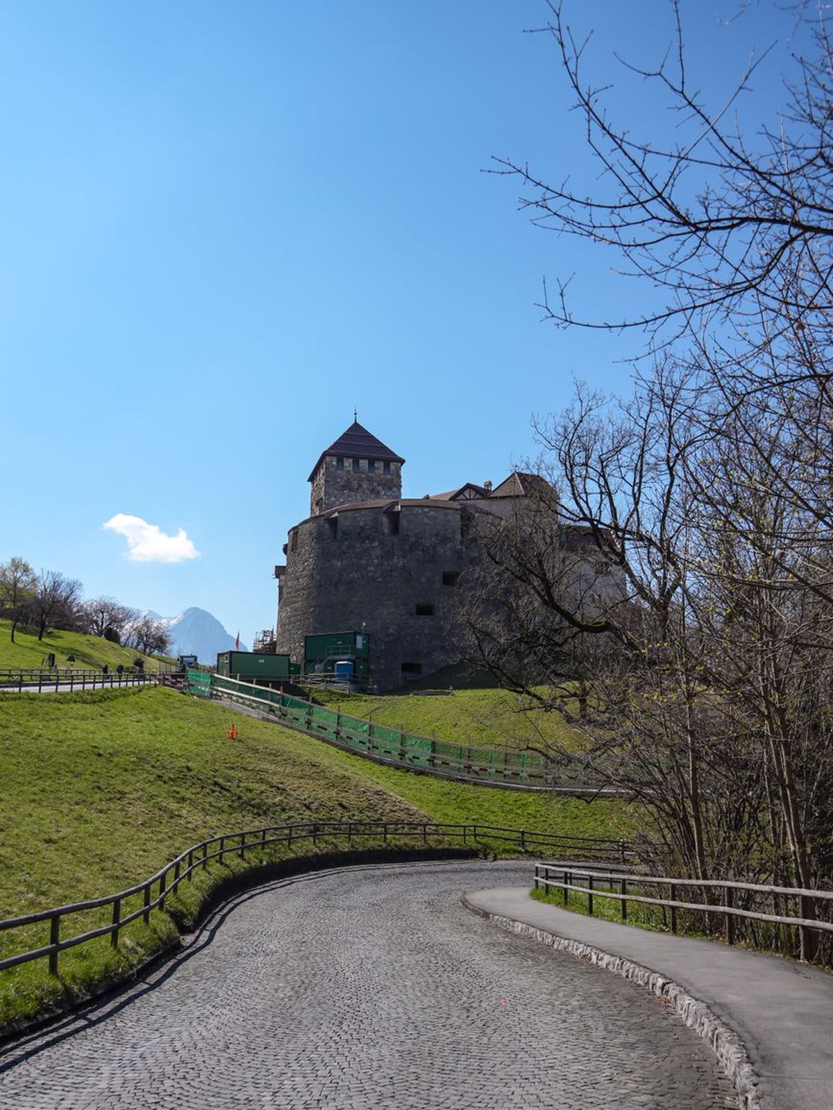Liechtenstein eSIM - Photo 1