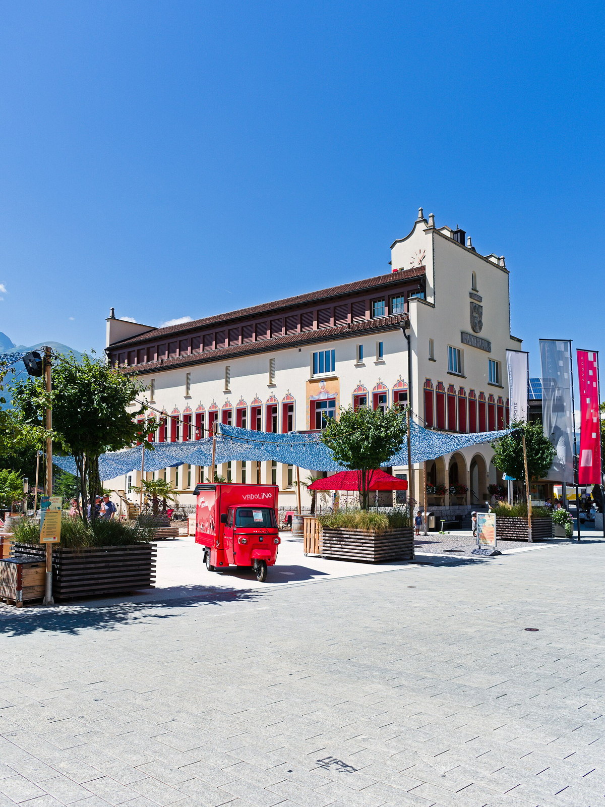 Liechtenstein eSIM - Photo 2