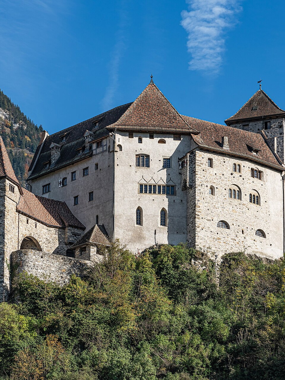 Liechtenstein eSIM - Photo 3