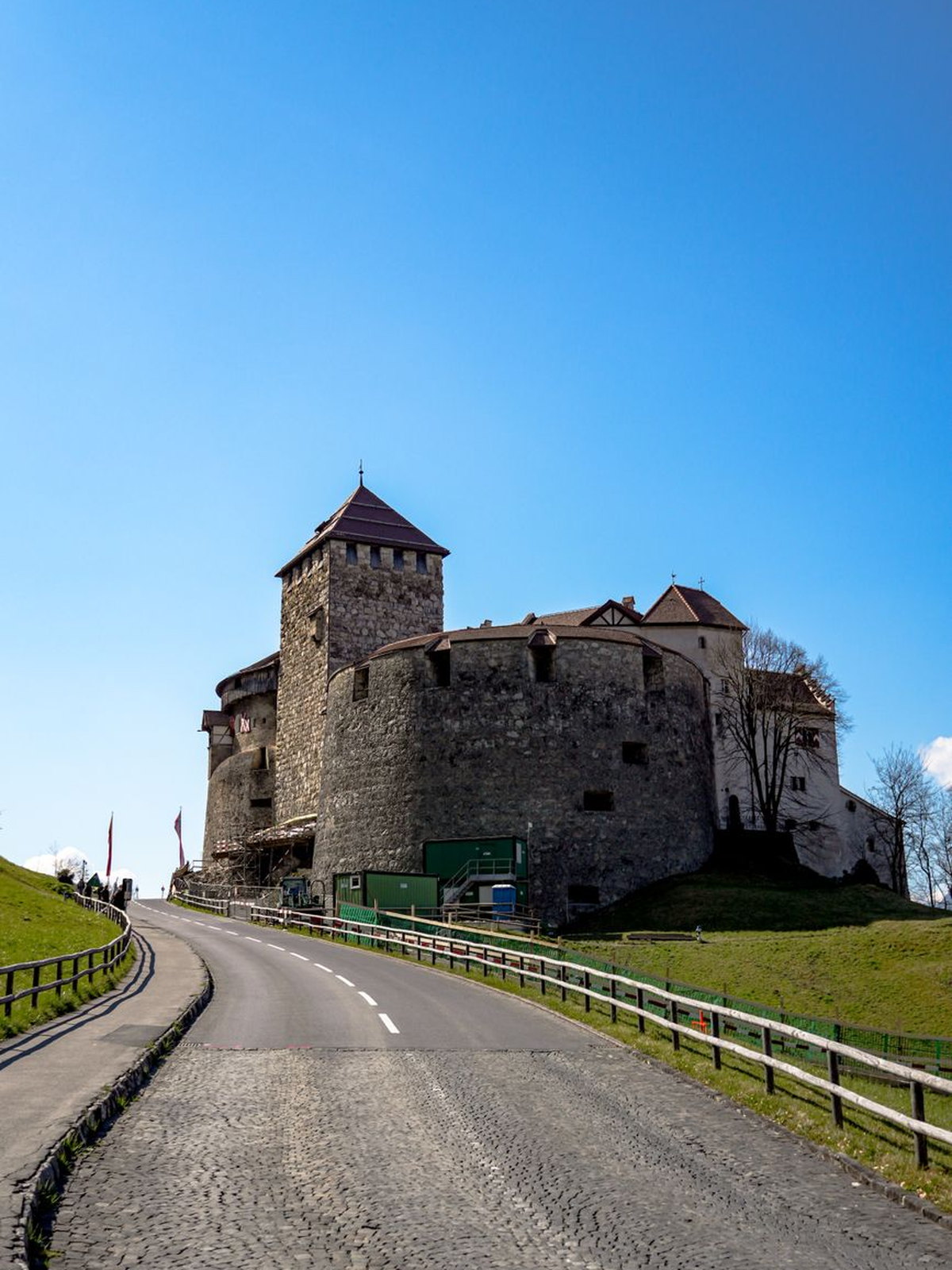Liechtenstein eSIM - Photo 4
