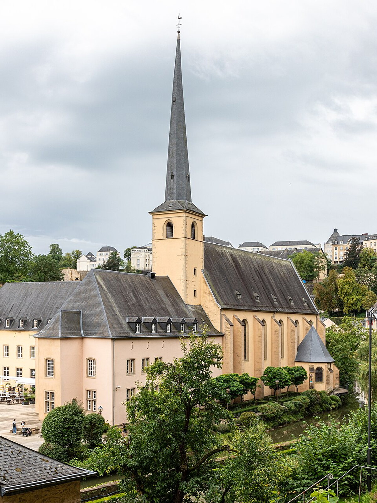 Luxembourg eSIM - Photo 3