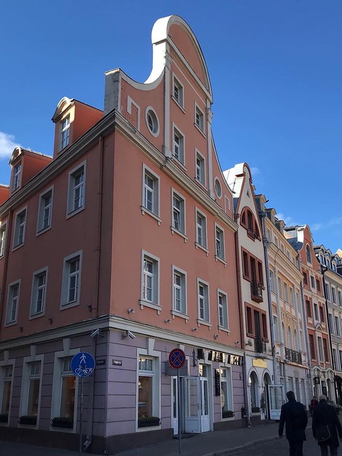 Latvia eSIM - Photo 1