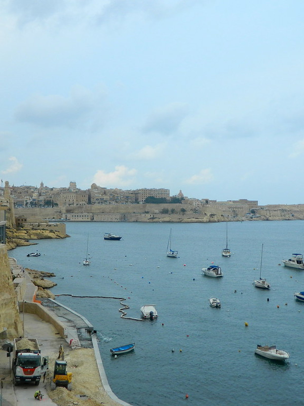 Malta eSIM - Photo 1
