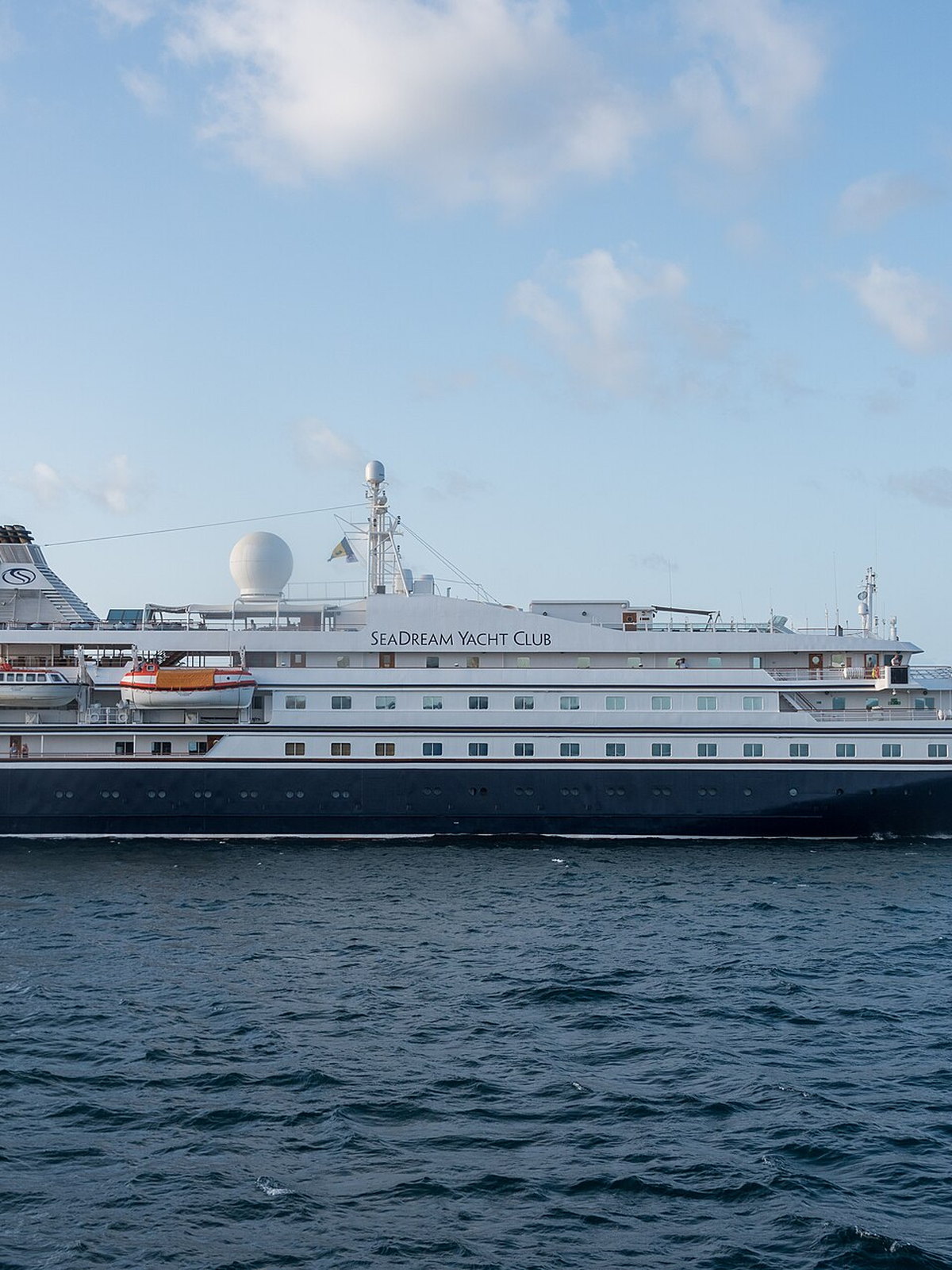 Saint Vincent and the Grenadines eSIM - Photo 1