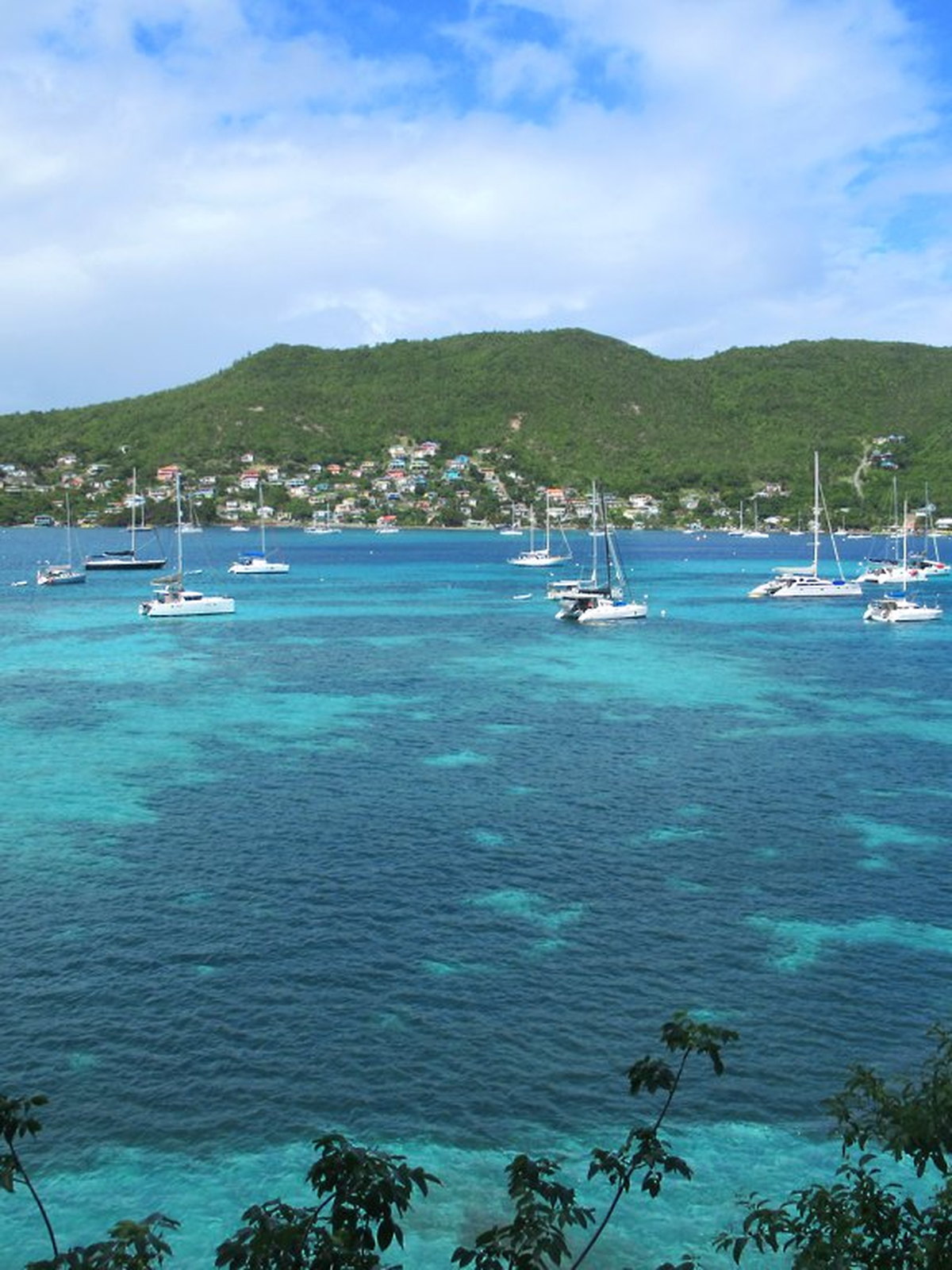 Saint Vincent and the Grenadines eSIM - Photo 2